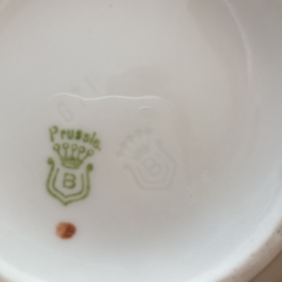 Beyer&Bock Royal Rudolstadt porcelain creamer, peonies floral pattern - Picture 5 of 14